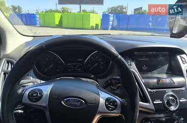 Седан Ford Focus 2014 в 