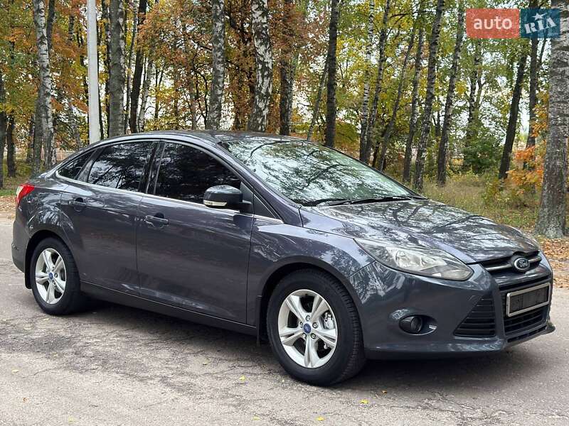 Седан Ford Focus 2013 в Охтирці
