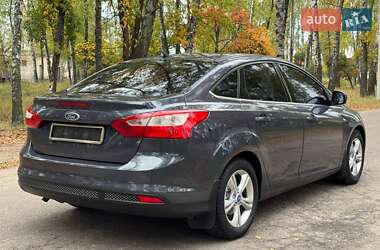 Седан Ford Focus 2013 в 