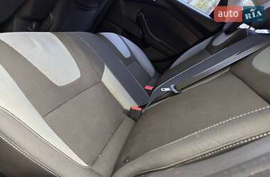 Седан Ford Focus 2013 в 