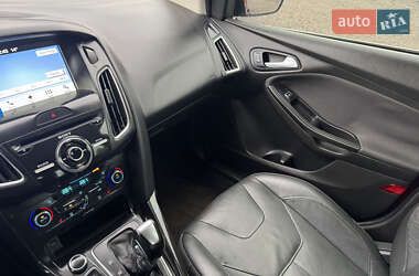 Седан Ford Focus 2017 в 