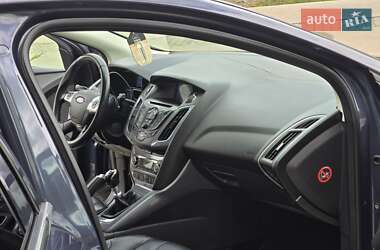 Универсал Ford Focus 2013 в 