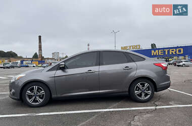 Седан Ford Focus 2014 в 