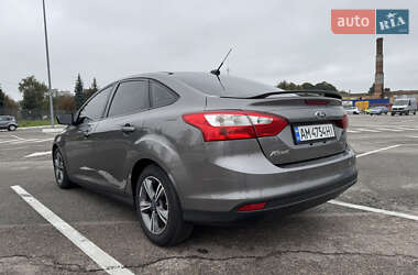 Седан Ford Focus 2014 в 