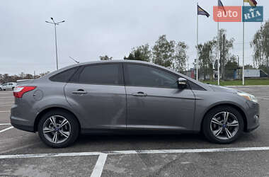 Седан Ford Focus 2014 в 