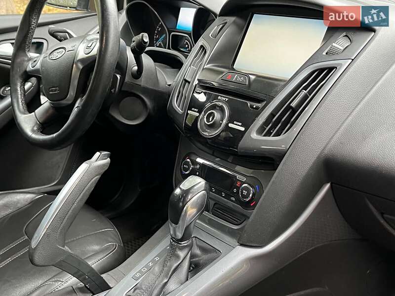 Хэтчбек Ford Focus 2011 в Киеве фото 18 Хэтчбек Ford Focus 2011 в Киеве