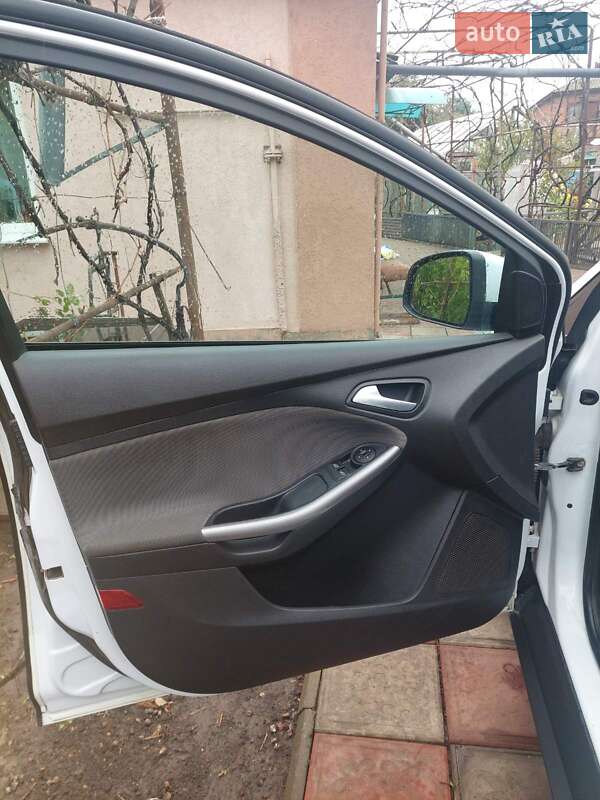 Универсал Ford Focus 2013 в Чернигове