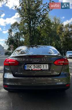 Седан Ford Focus 2016 в Києві