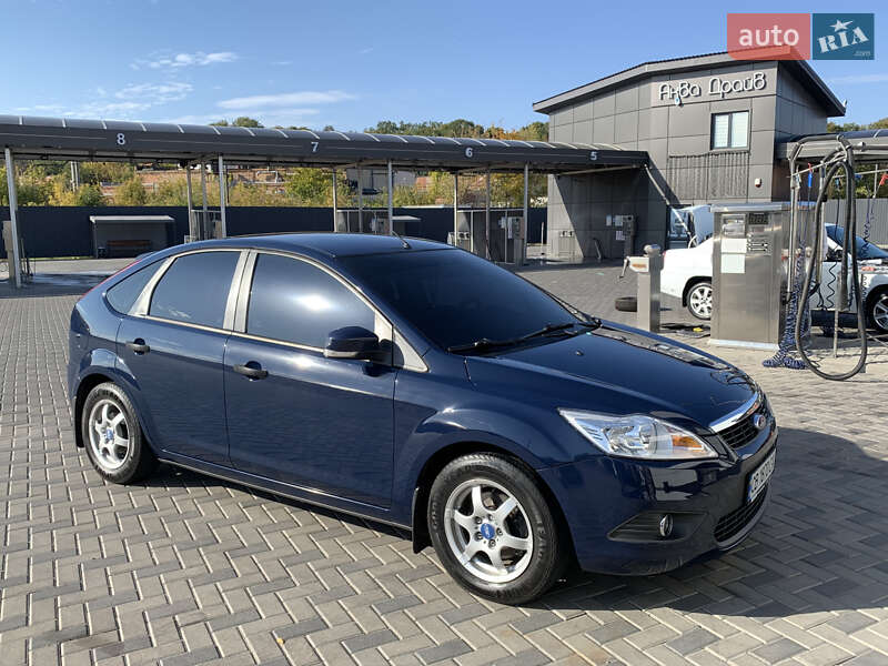Хэтчбек Ford Focus 2011 в Полтаве