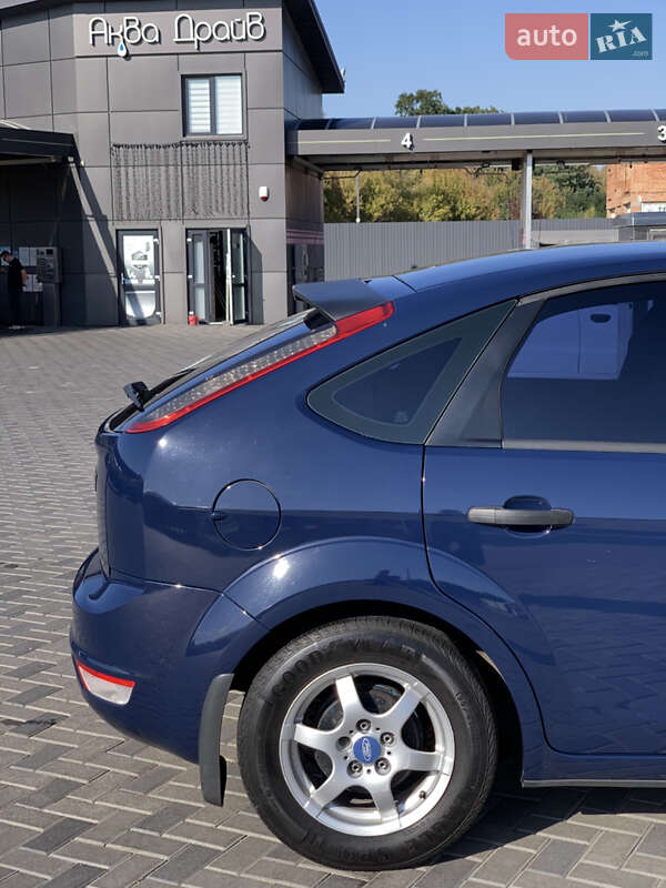 Хэтчбек Ford Focus 2011 в Полтаве