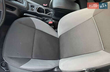 Седан Ford Focus 2012 в 