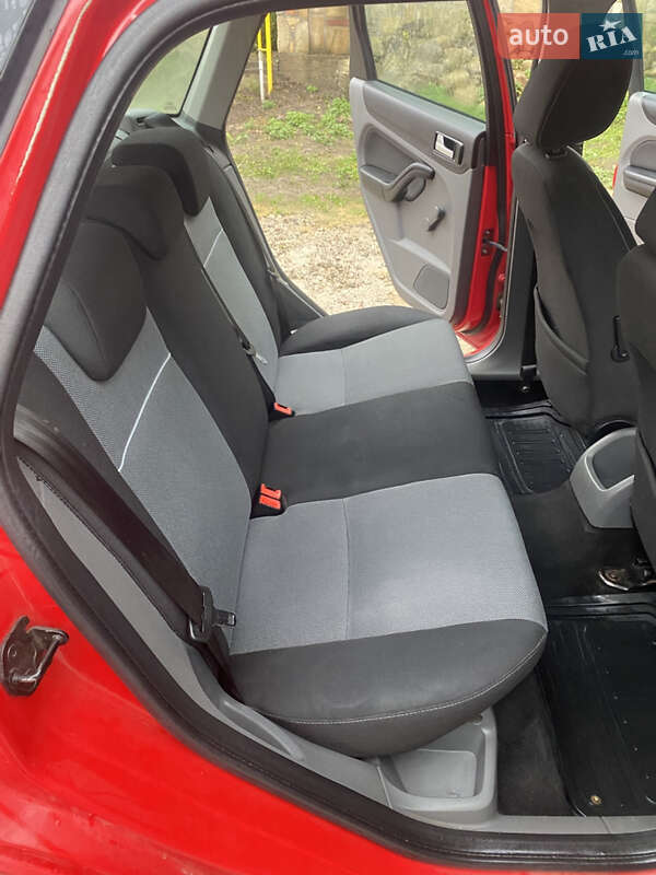 Універсал Ford Focus 2010 в Коломиї фото 25 Універсал Ford Focus 2010 в Коломиї