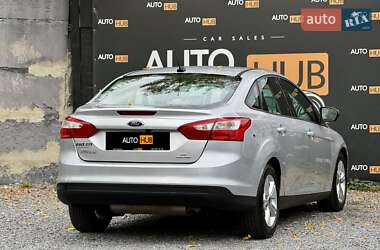 Седан Ford Focus 2013 в 