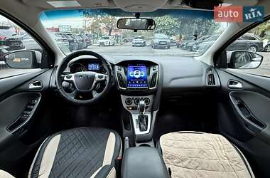 Седан Ford Focus 2013 в 