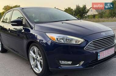 Седан Ford Focus 2016 в 