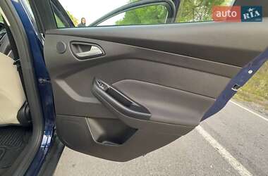 Седан Ford Focus 2016 в 