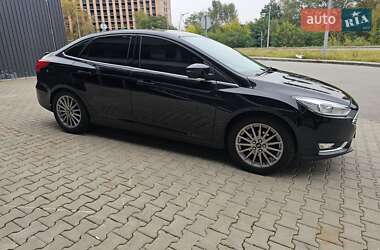 Седан Ford Focus 2016 в Киеве