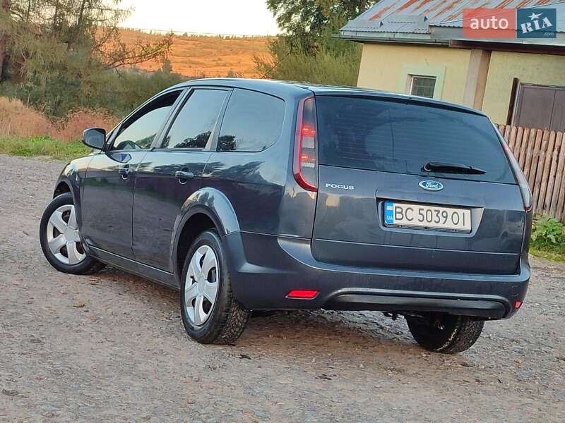 Универсал Ford Focus 2010 в Старом Самборе