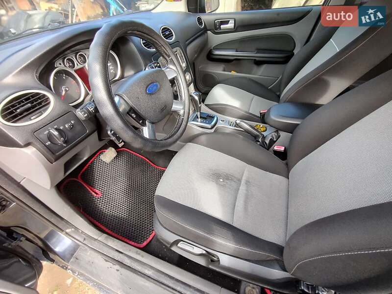 Универсал Ford Focus 2010 в Старом Самборе