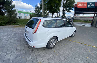 Универсал Ford Focus 2010 в 