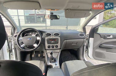 Универсал Ford Focus 2010 в 