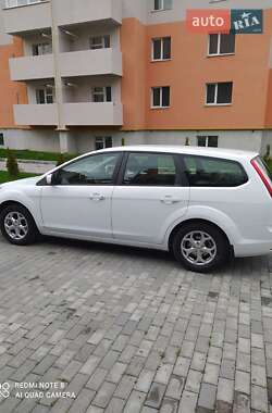 Универсал Ford Focus 2010 в 
