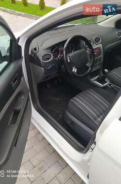Универсал Ford Focus 2010 в 
