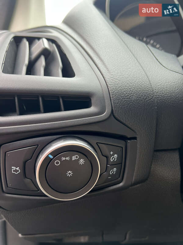 Седан Ford Focus 2018 в Одессе