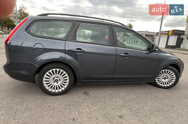 Универсал Ford Focus 2010 в 