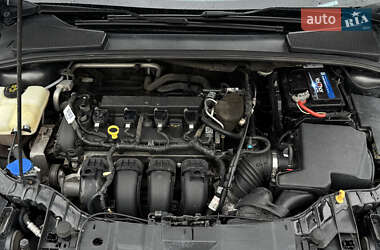 Седан Ford Focus 2015 в 