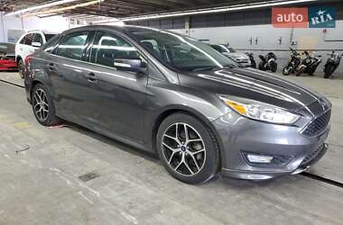 Седан Ford Focus 2015 в 