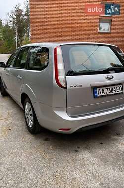 Универсал Ford Focus 2010 в 