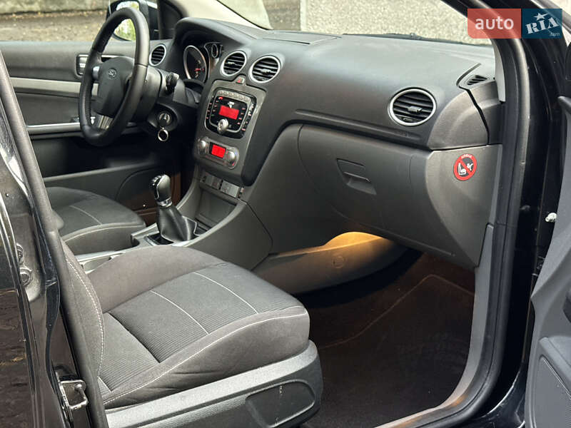 Универсал Ford Focus 2008 в Нетешине фото 23 Универсал Ford Focus 2008 в Нетешине