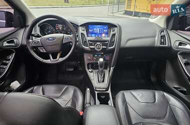 Седан Ford Focus 2016 в Киеве