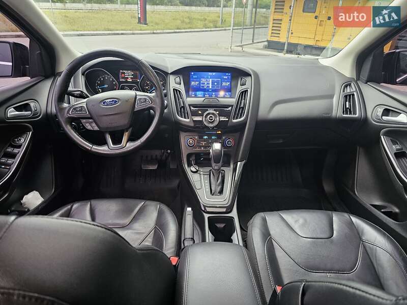 Седан Ford Focus 2016 в Киеве