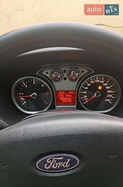 Седан Ford Focus 2008 в 