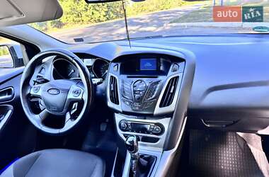 Ford Focus 2011