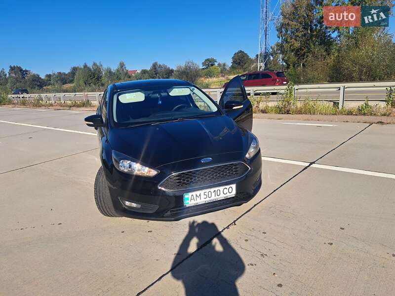 Седан Ford Focus 2017 в Житомире