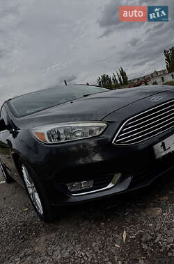 Седан Ford Focus 2018 в 