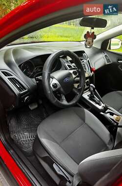 Седан Ford Focus 2014 в 