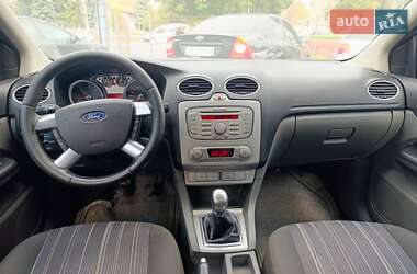 Хэтчбек Ford Focus 2008 в 