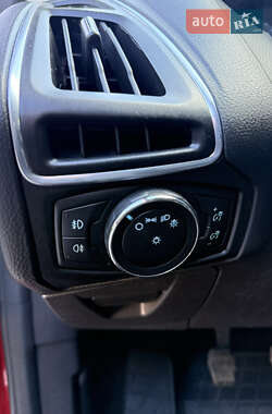 Универсал Ford Focus 2012 в 