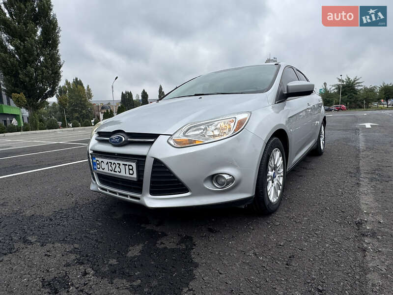 Седан Ford Focus 2011 в Киеве фото 3 Седан Ford Focus 2011 в Киеве