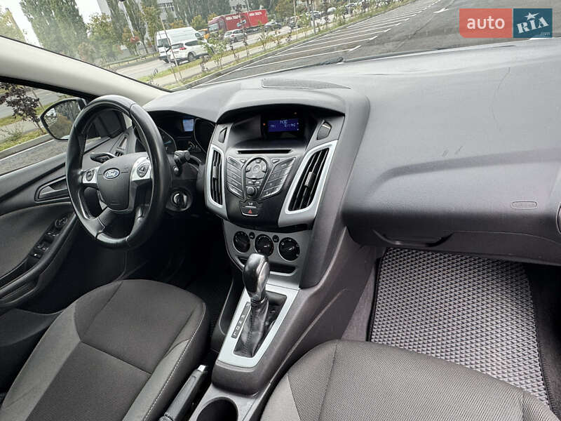 Седан Ford Focus 2011 в Киеве фото 8 Седан Ford Focus 2011 в Киеве