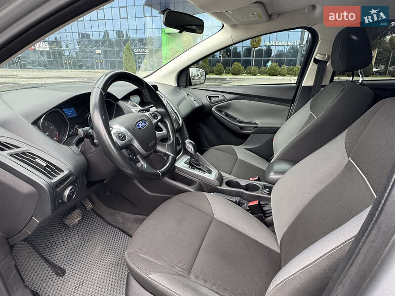 Седан Ford Focus 2011 в Киеве фото 16 Седан Ford Focus 2011 в Киеве