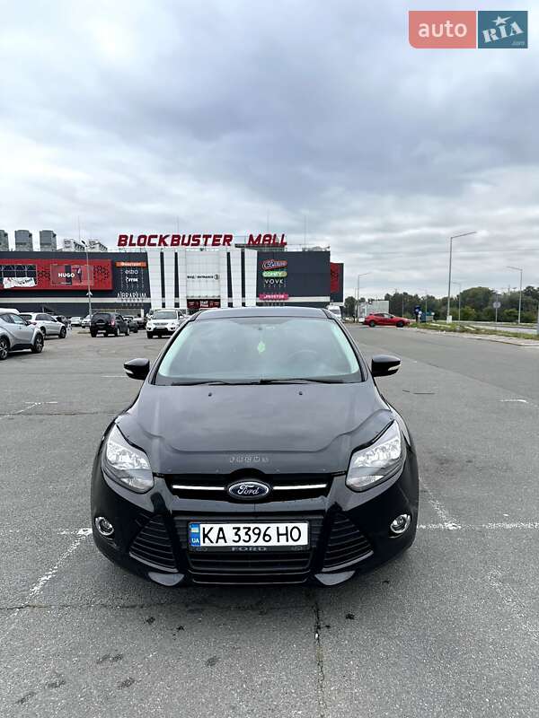 Хэтчбек Ford Focus 2013 в Киеве