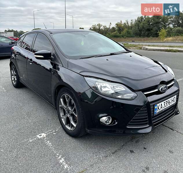 Хэтчбек Ford Focus 2013 в Киеве