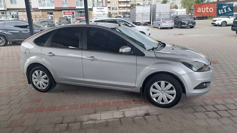 Ford Focus 2011