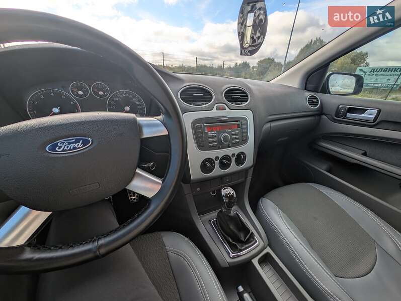 Хэтчбек Ford Focus 2007 в Ровно