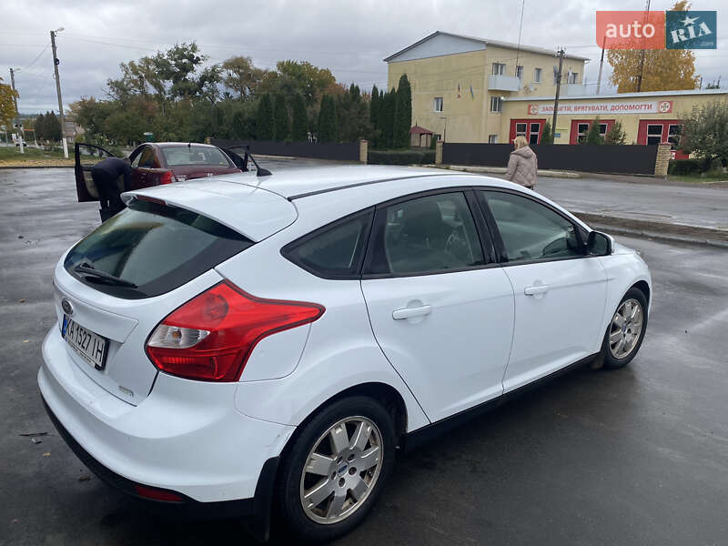 Хэтчбек Ford Focus 2014 в Теплике